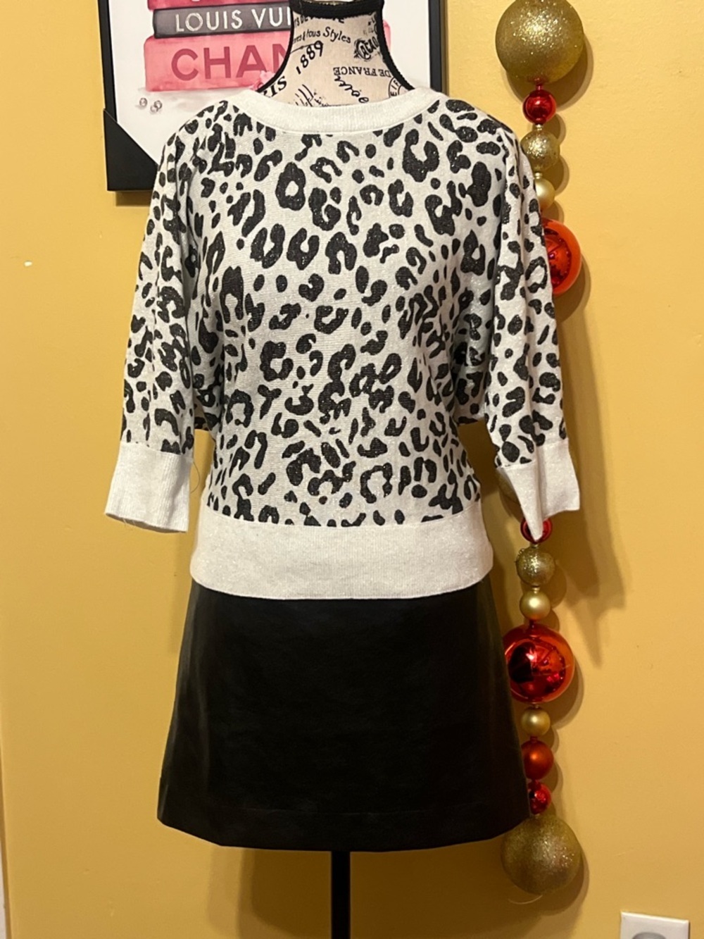 XOXO Black Leopard Print blouse with White Base  glitter women size m